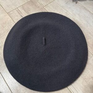 Dark Grey 100% Wool Beret
